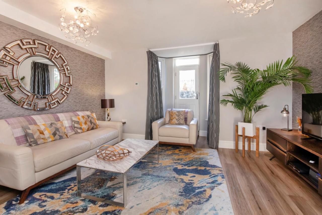 8 Blue Bridge- Elegant And Luxurious 1 Bedroom Apt- Free Parking York Extérieur photo