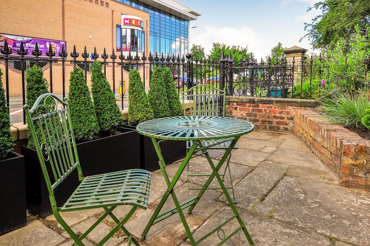 8 Blue Bridge- Elegant And Luxurious 1 Bedroom Apt- Free Parking York Extérieur photo
